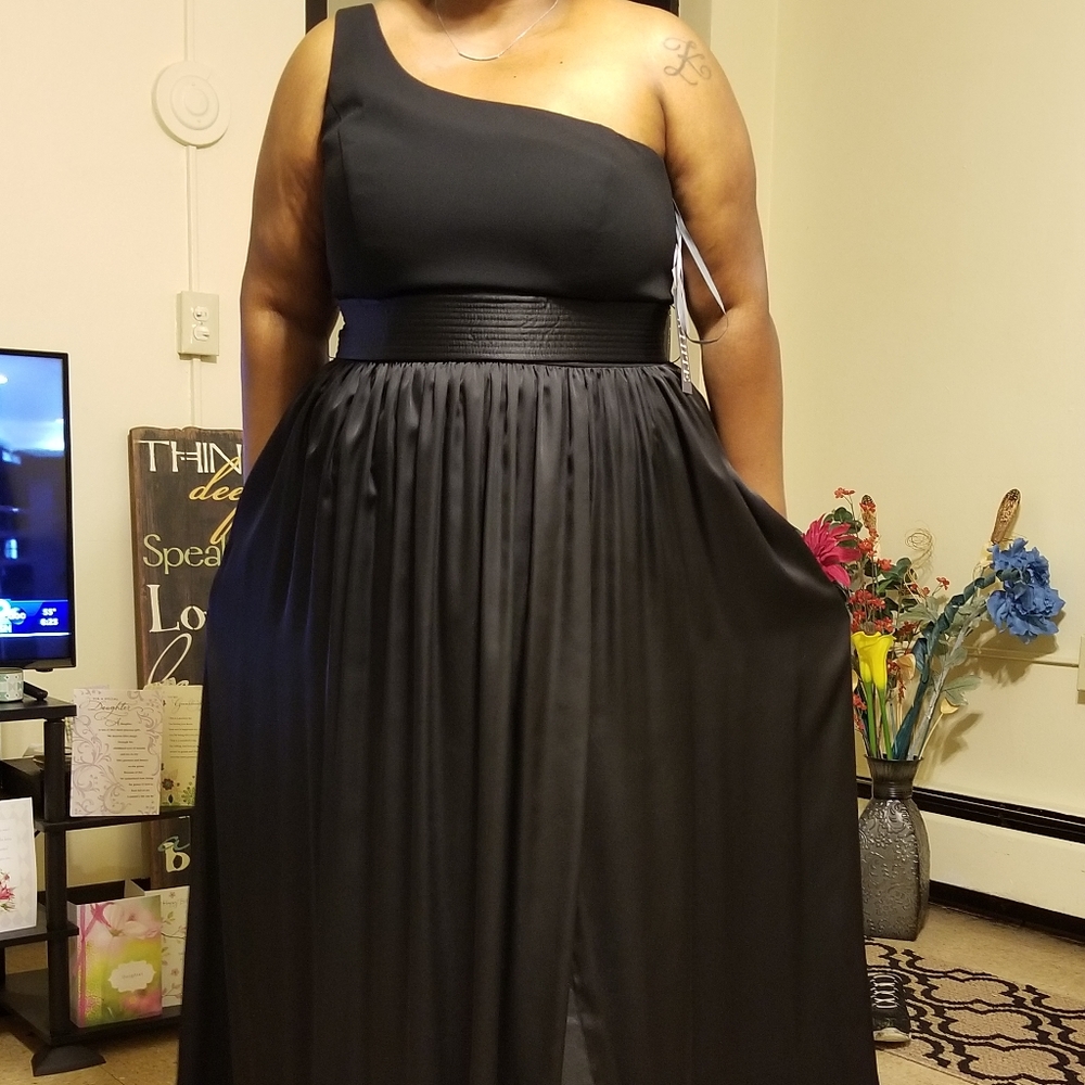 Bridesmaids/Special occasion dress